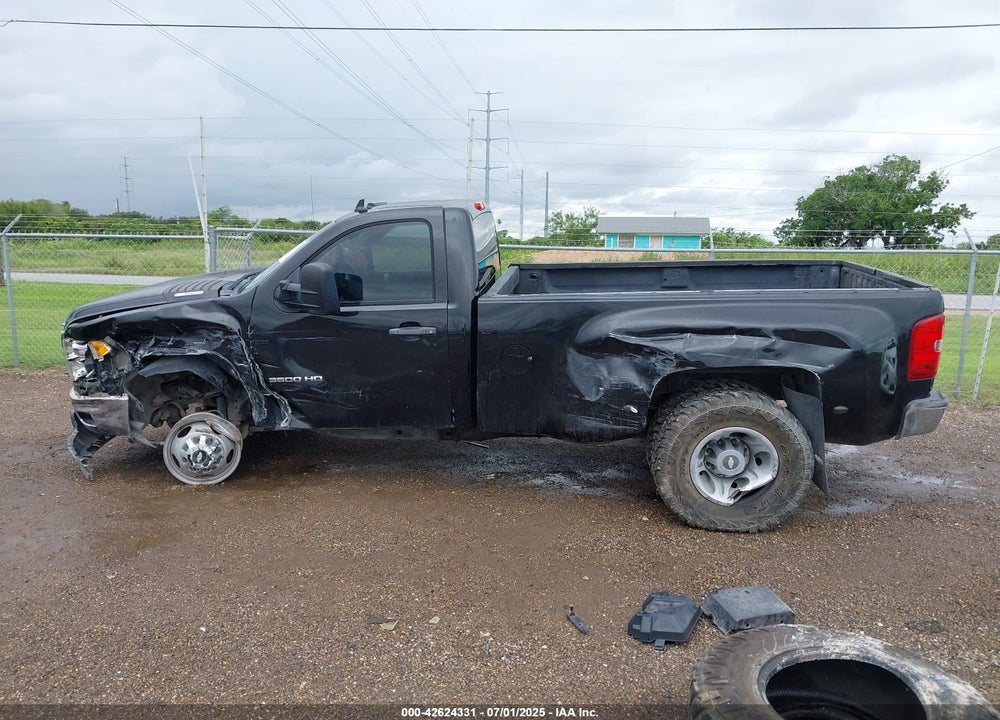 2014 CHEVROLET SILVERADO 3500HD LT VIN: 1GC3K0C89EF100398
