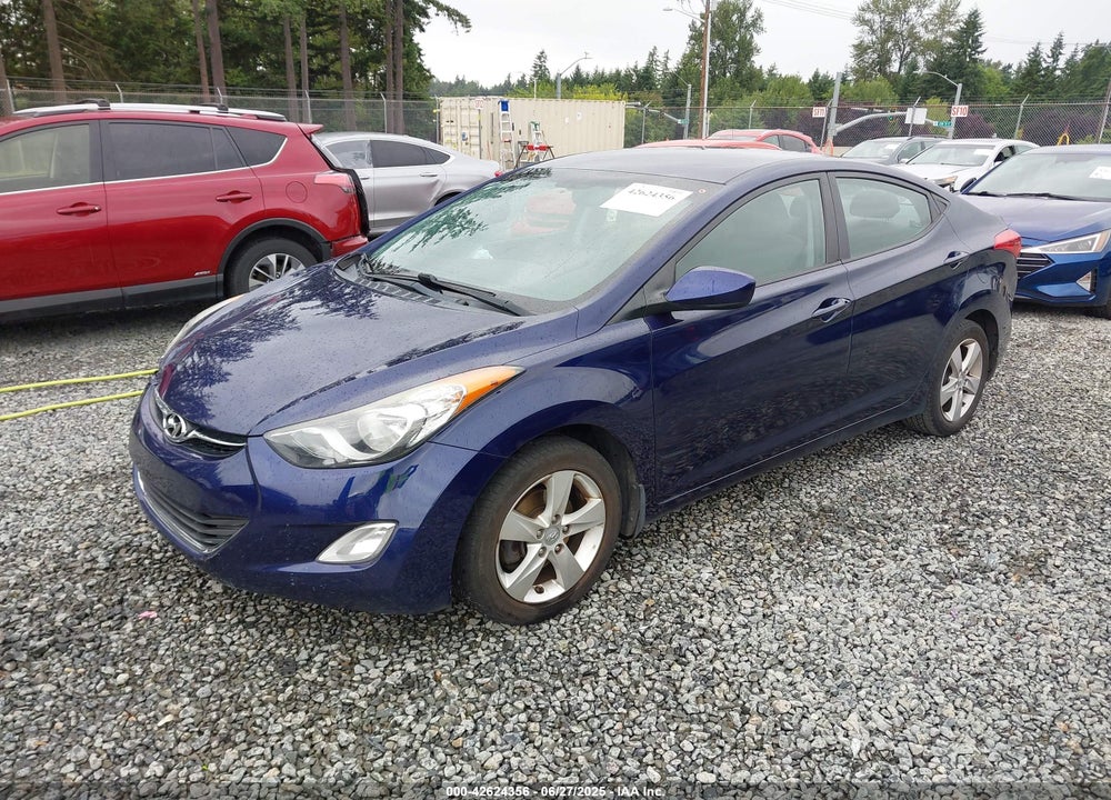 2013 HYUNDAI ELANTRA VIN: 5NPDH4AE6DH172232