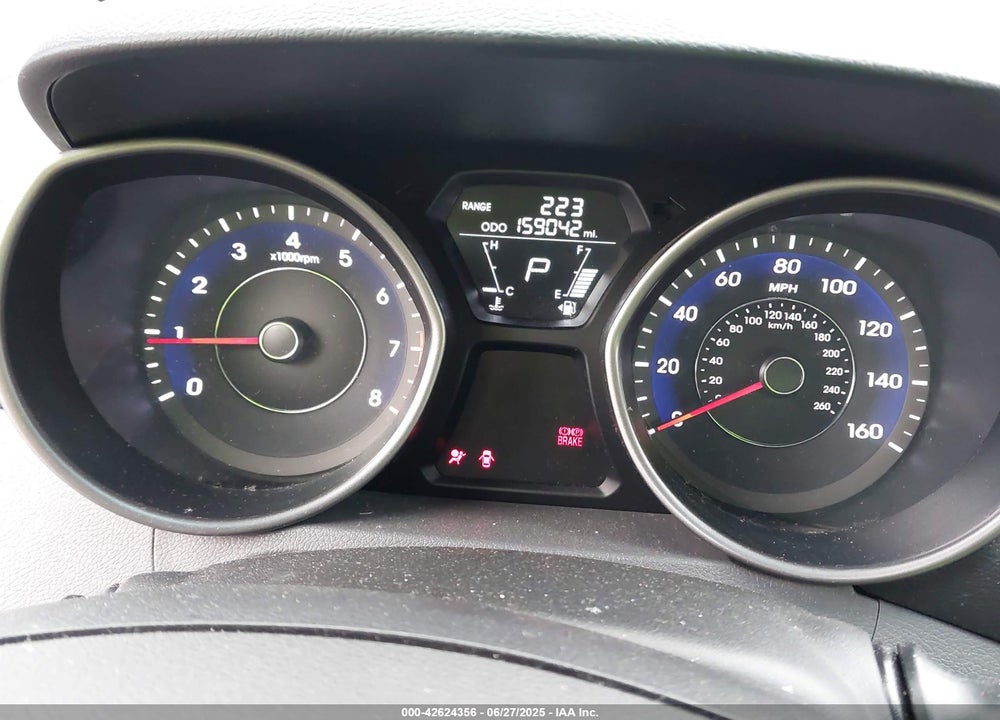 2013 HYUNDAI ELANTRA VIN: 5NPDH4AE6DH172232