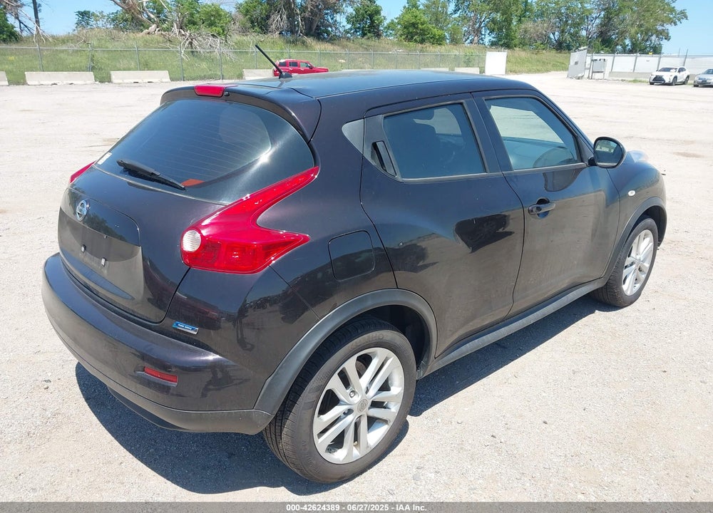 2014 NISSAN JUKE VIN: JN8AF5MR4ET450642
