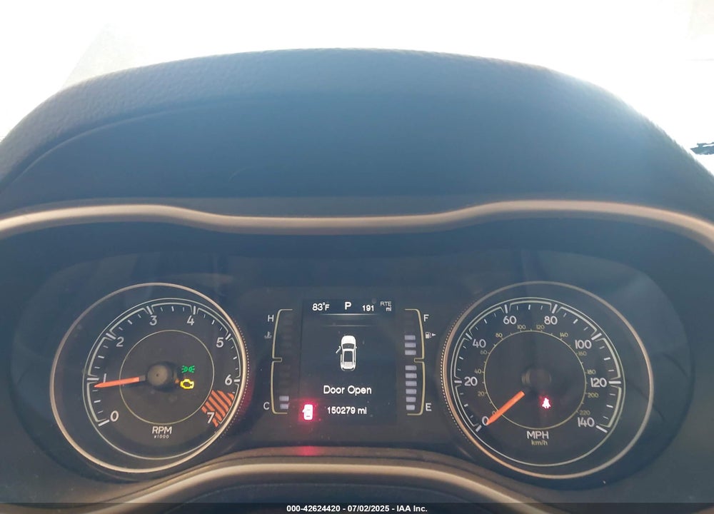 2015 JEEP CHEROKEE VIN: 1C4PJMCB4FW650827