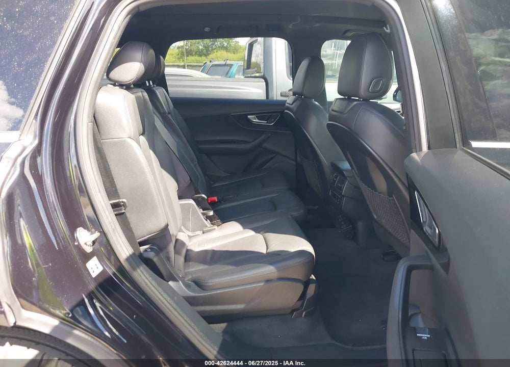 2017 AUDI Q7 VIN: WA1LAAF72HD017790