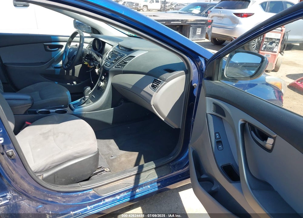 2016 HYUNDAI ELANTRA SE VIN: 5NPDH4AE3GH731210