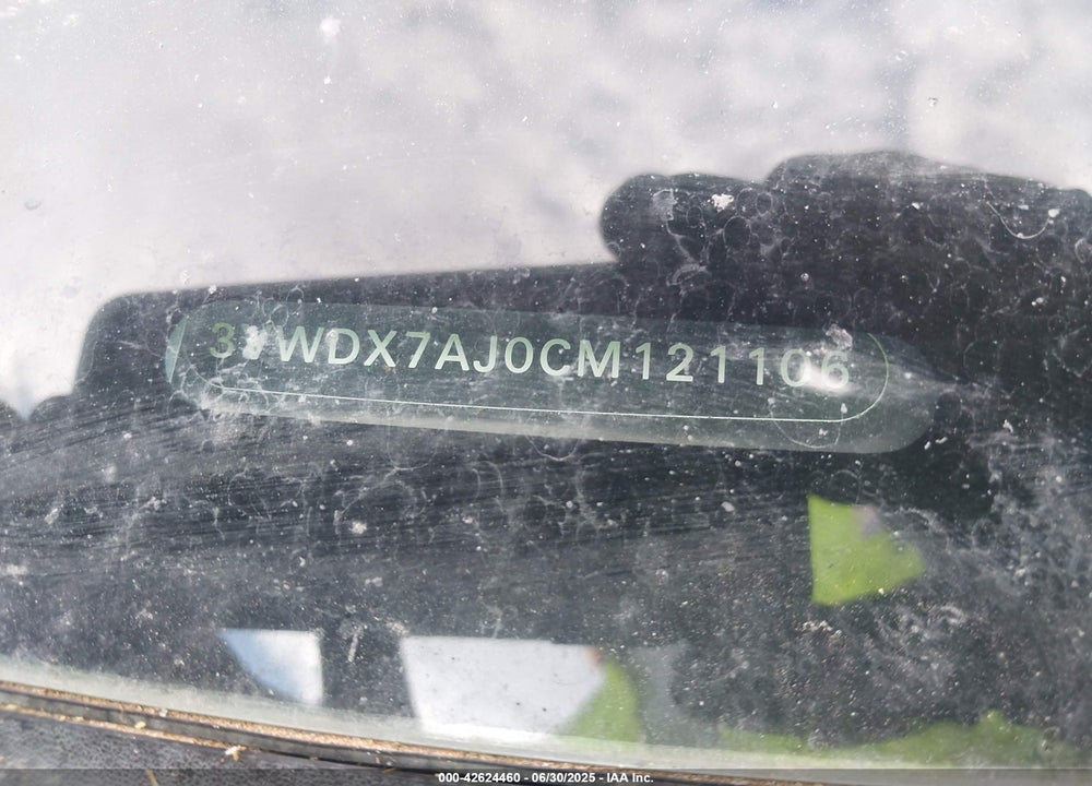2012 VOLKSWAGEN JETTA VIN: 3VWDX7AJ0CM121106