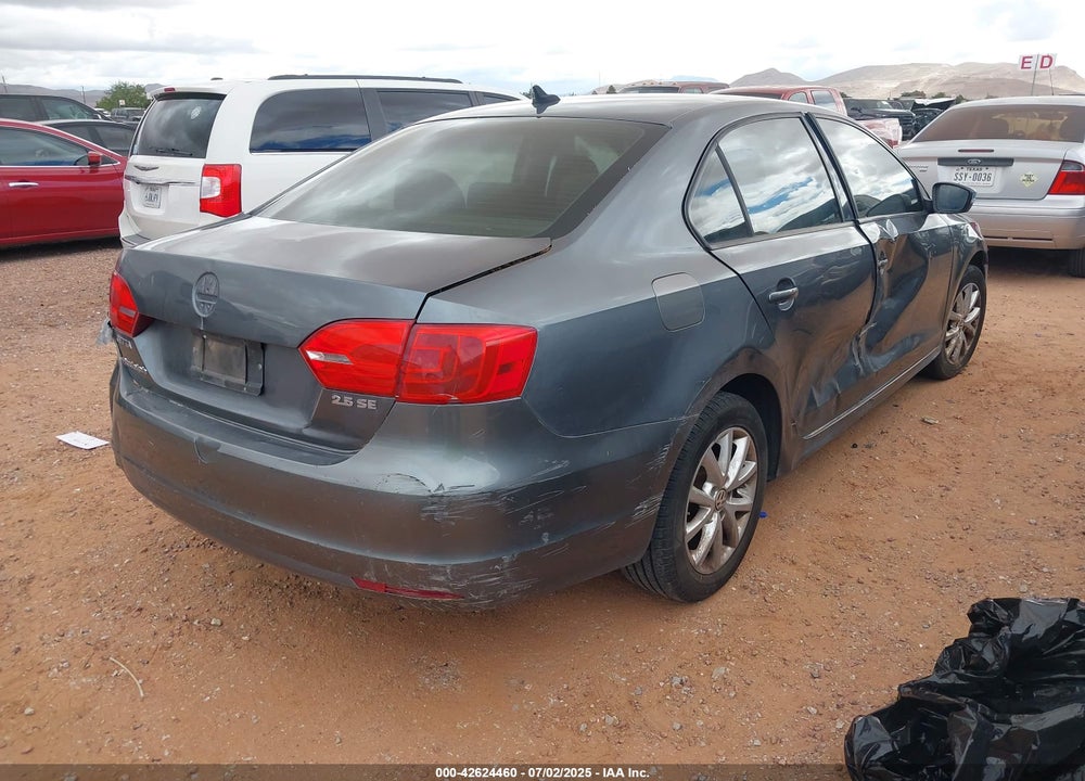 2012 VOLKSWAGEN JETTA VIN: 3VWDX7AJ0CM121106