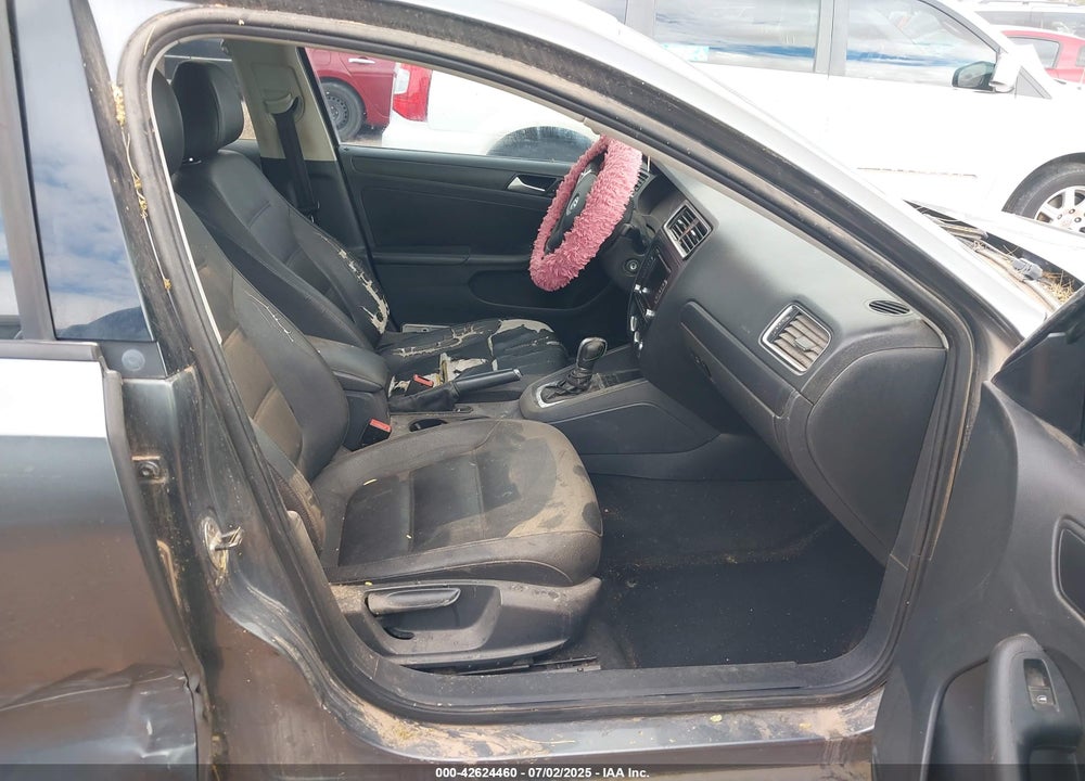 2012 VOLKSWAGEN JETTA VIN: 3VWDX7AJ0CM121106