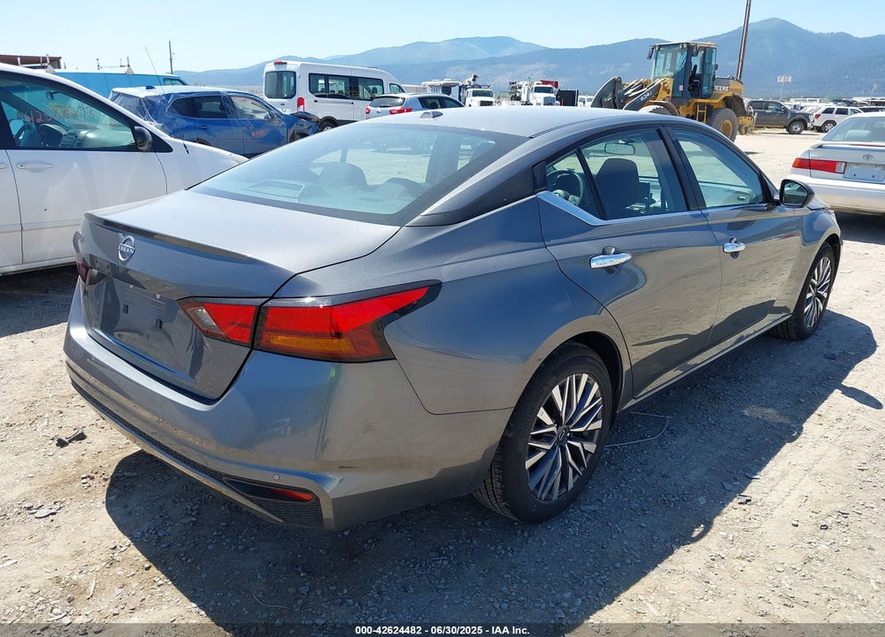 2025 NISSAN ALTIMA SV FWD VIN: 1N4BL4DV9SN367665