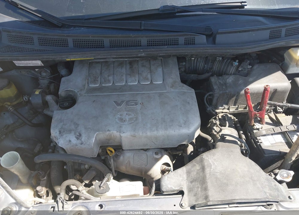 2008 TOYOTA SIENNA VIN: 5TDZK23C18S142921
