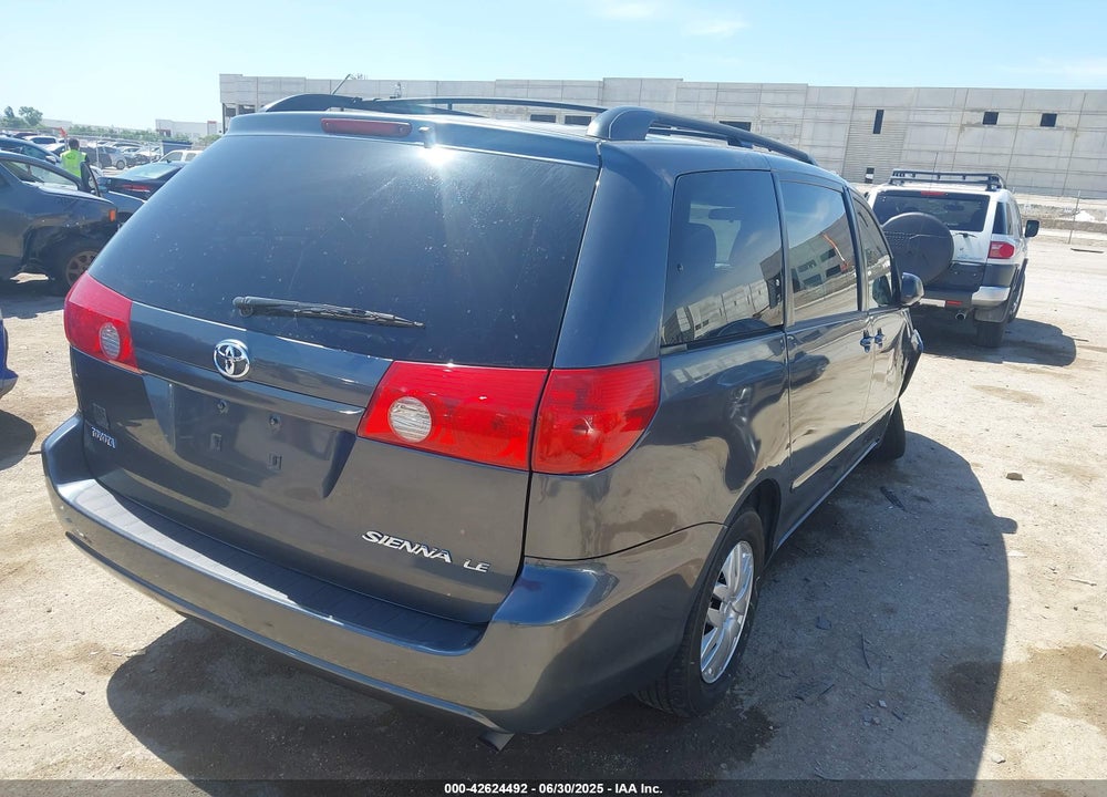 2008 TOYOTA SIENNA VIN: 5TDZK23C18S142921