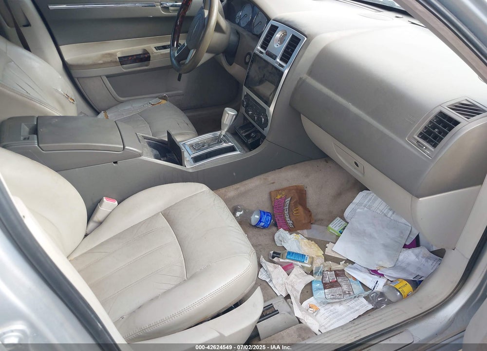 2007 CHRYSLER 300C VIN: 2C3KA63H67H604379
