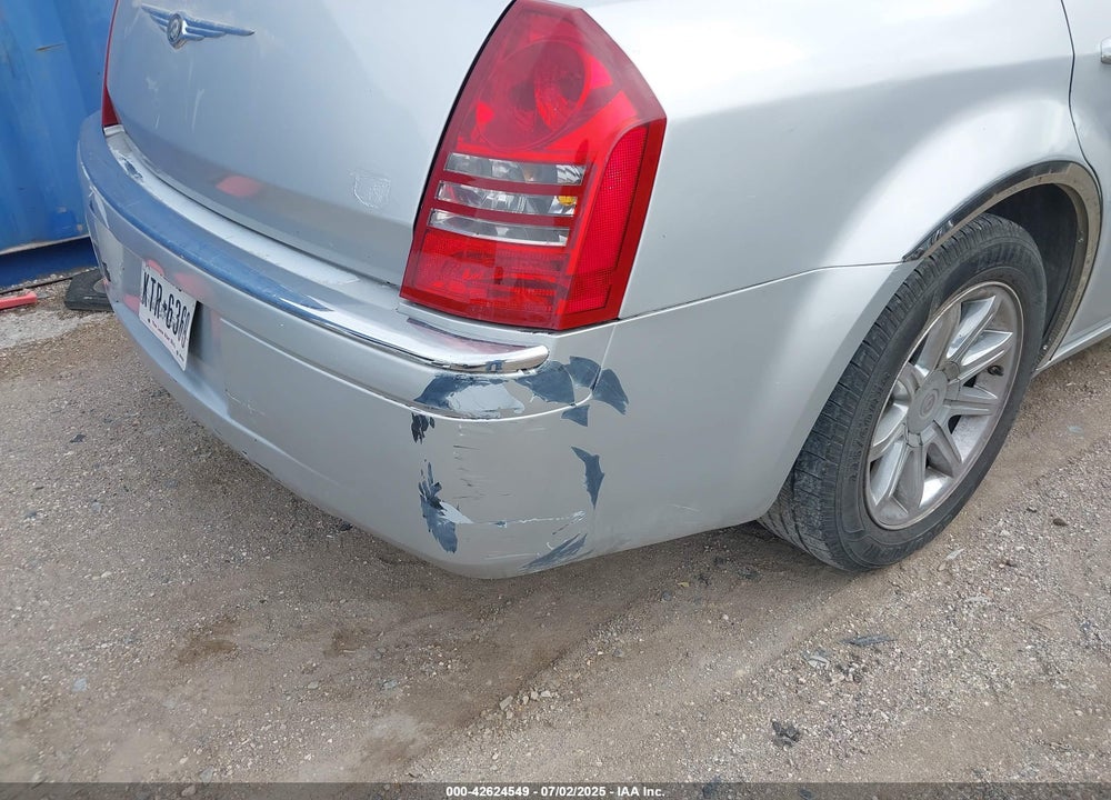 2007 CHRYSLER 300C VIN: 2C3KA63H67H604379
