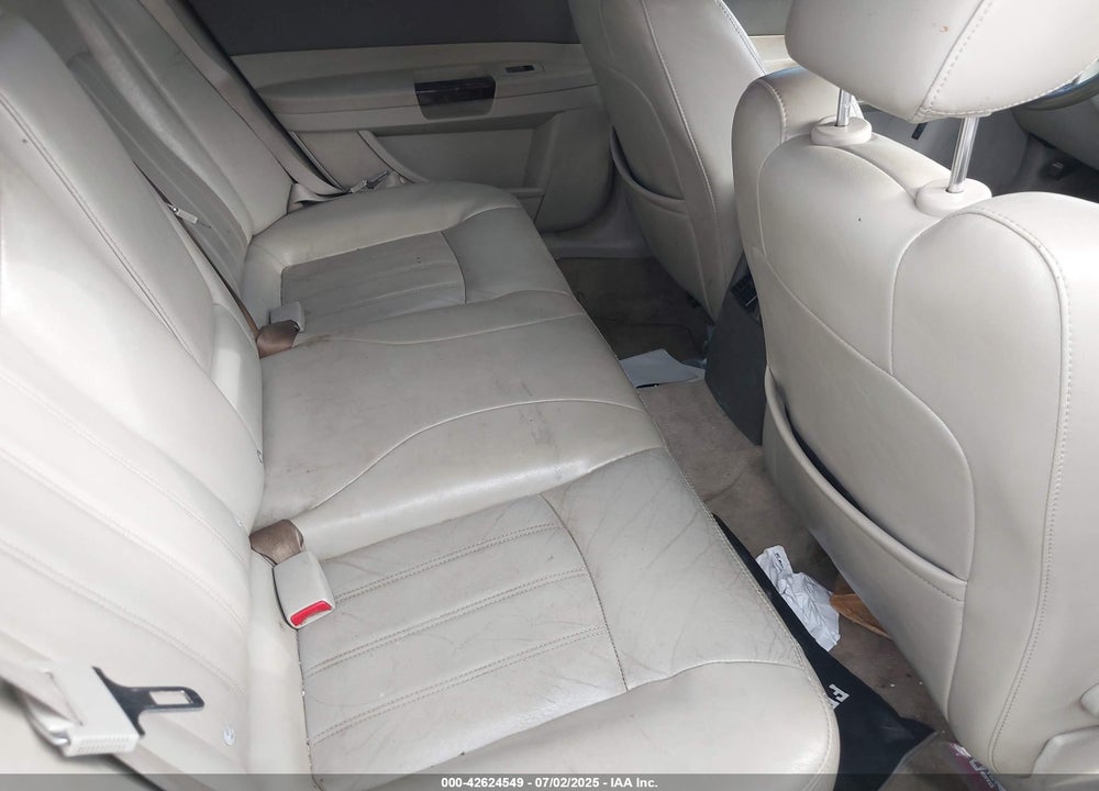 2007 CHRYSLER 300C VIN: 2C3KA63H67H604379