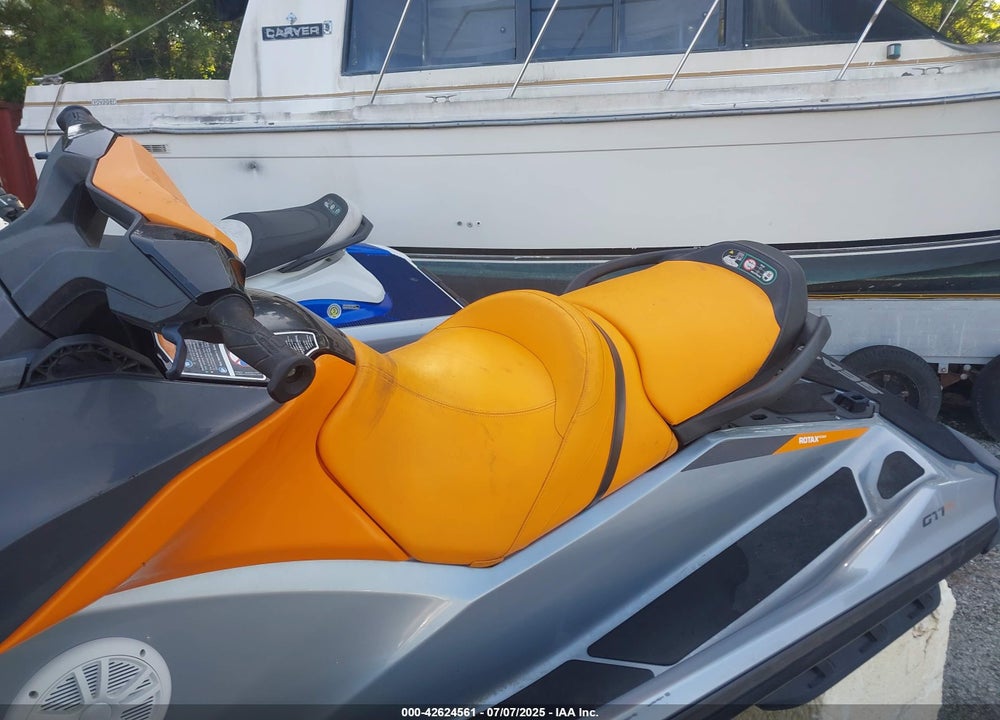 2020 SEADOO OTHER VIN: YDV62218D020