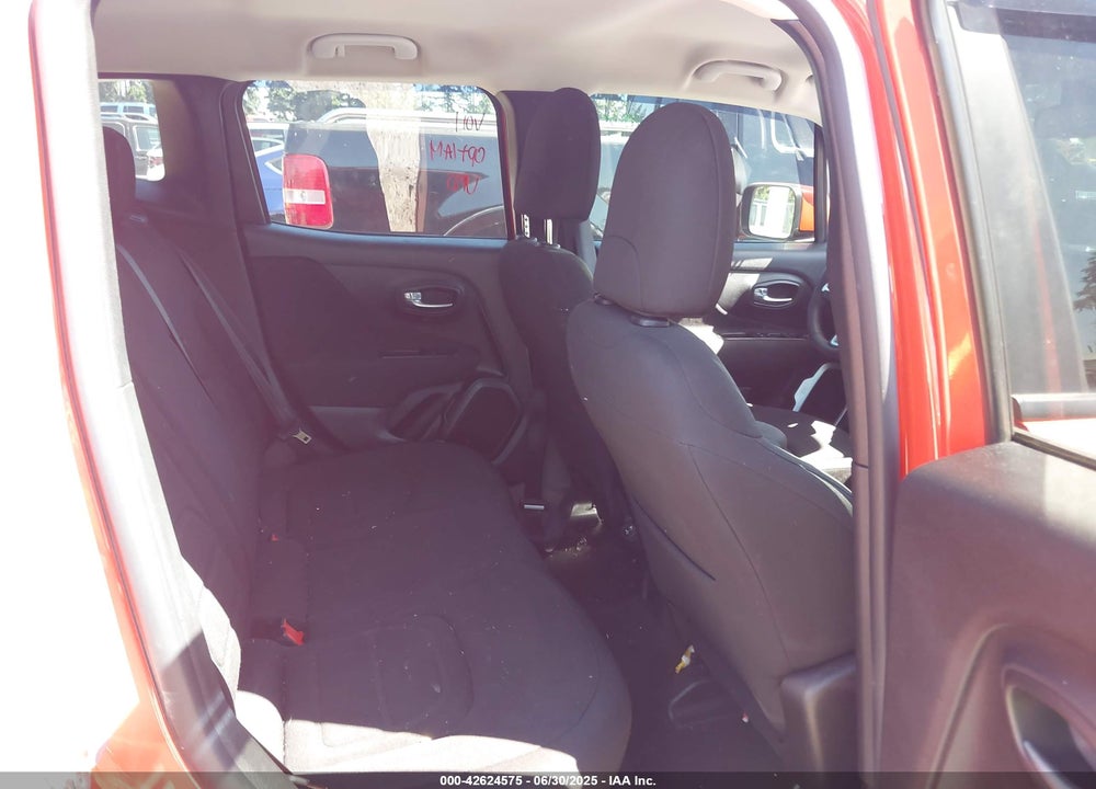 2019 JEEP RENEGADE VIN: ZACNJABBXKPK86523