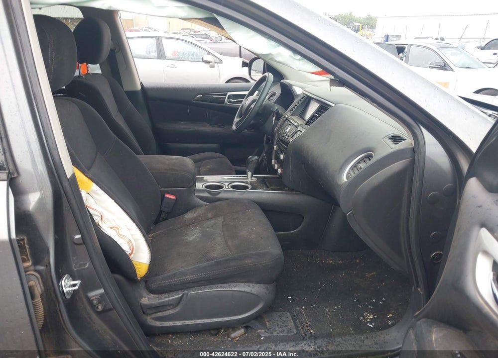 2015 NISSAN PATHFINDER VIN: 5N1AR2MN2FC615650
