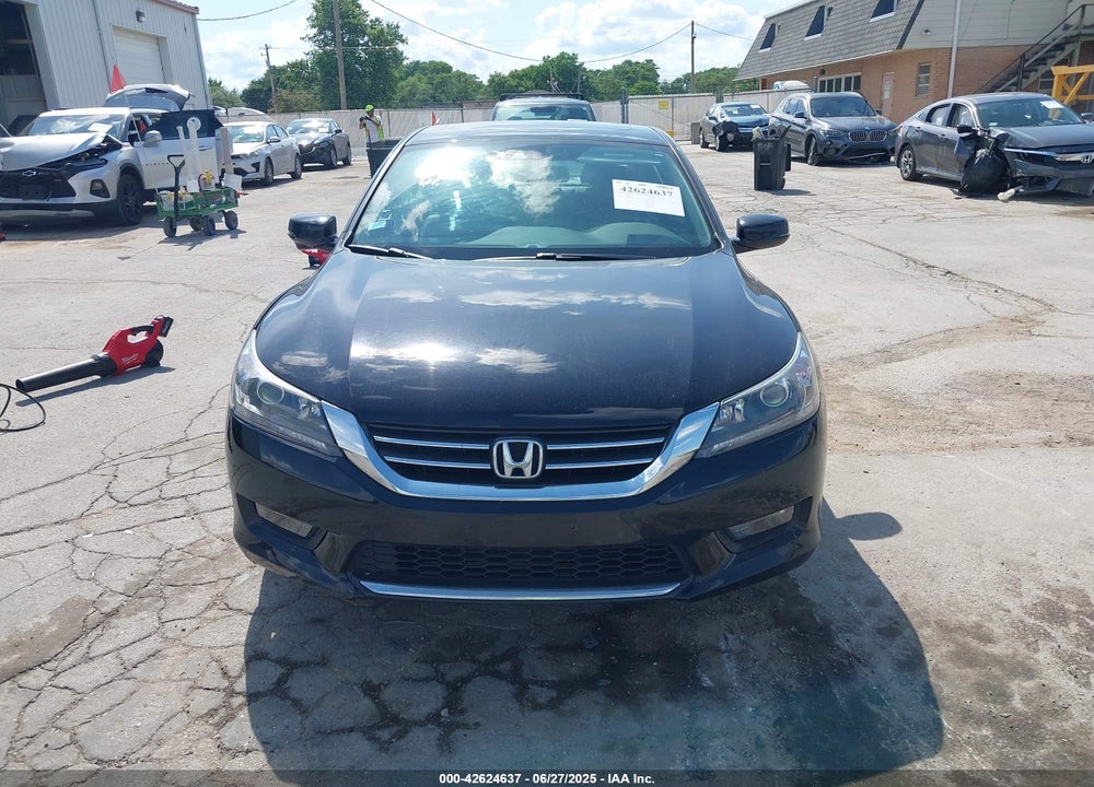 2015 HONDA ACCORD VIN: 1HGCR2F89FA240048