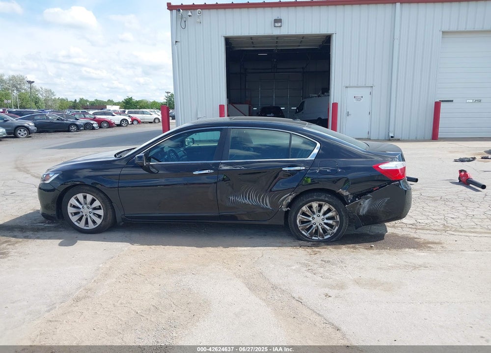 2015 HONDA ACCORD VIN: 1HGCR2F89FA240048