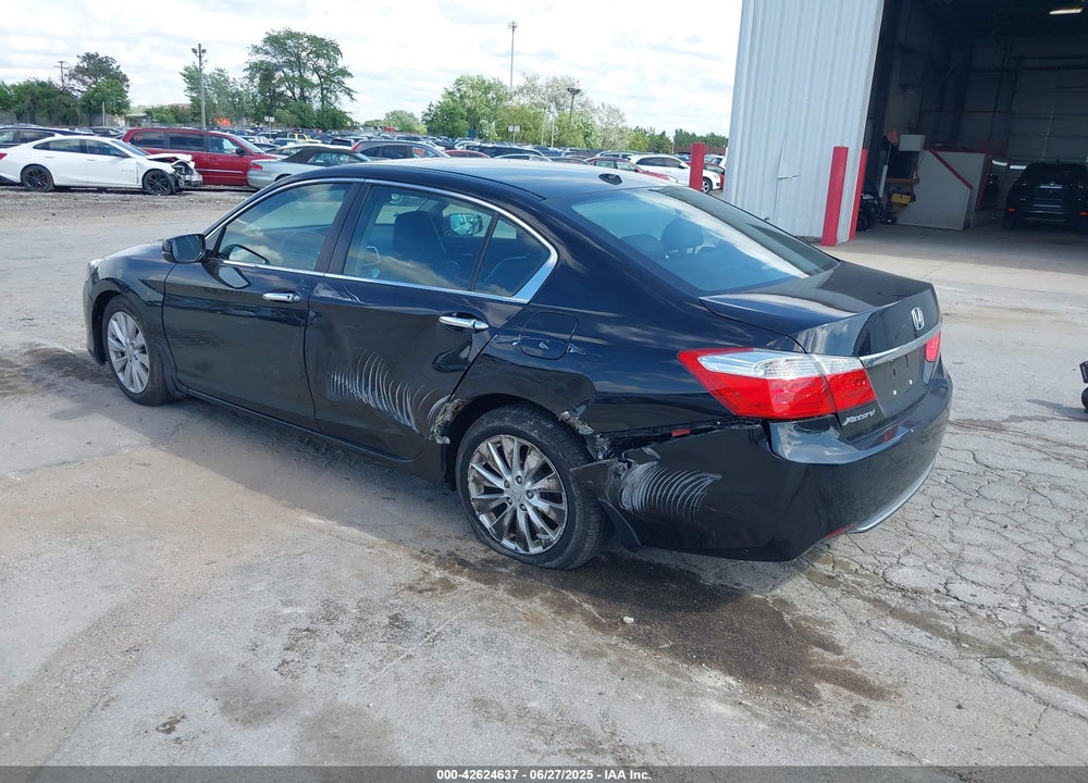 2015 HONDA ACCORD VIN: 1HGCR2F89FA240048