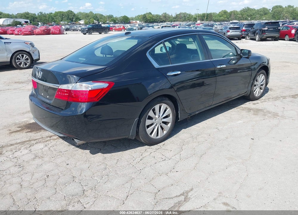 2015 HONDA ACCORD VIN: 1HGCR2F89FA240048