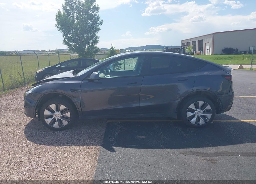 2021 TESLA MODEL Y VIN: 5YJYGDEE2MF241642