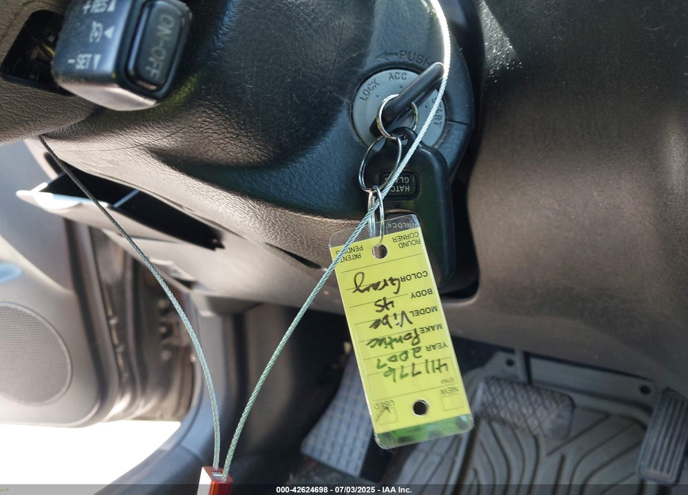 2007 PONTIAC VIBE VIN: 5Y2SL65807Z411776