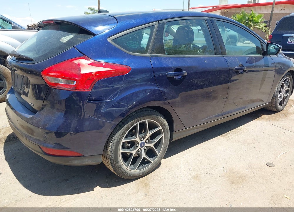 2017 FORD FOCUS SEL VIN: 1FADP3M22HL263682