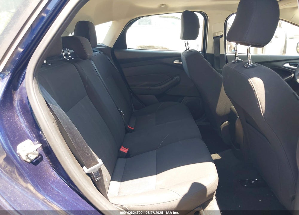 2017 FORD FOCUS SEL VIN: 1FADP3M22HL263682