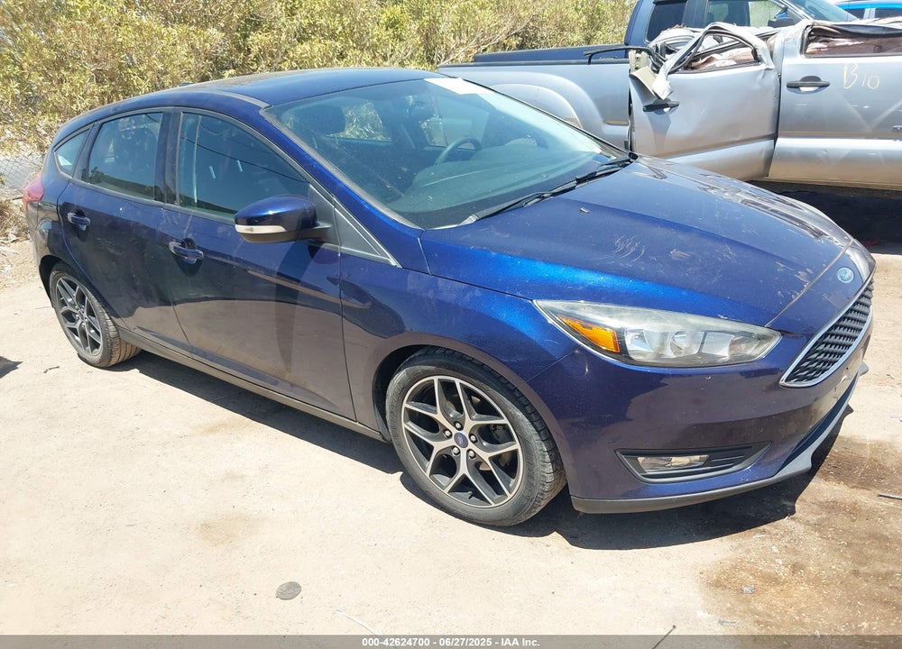 2017 FORD FOCUS SEL VIN: 1FADP3M22HL263682