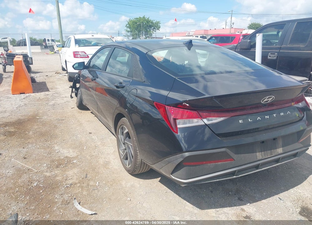 2025 HYUNDAI ELANTRA VIN: KMHLM4DG6SU895467