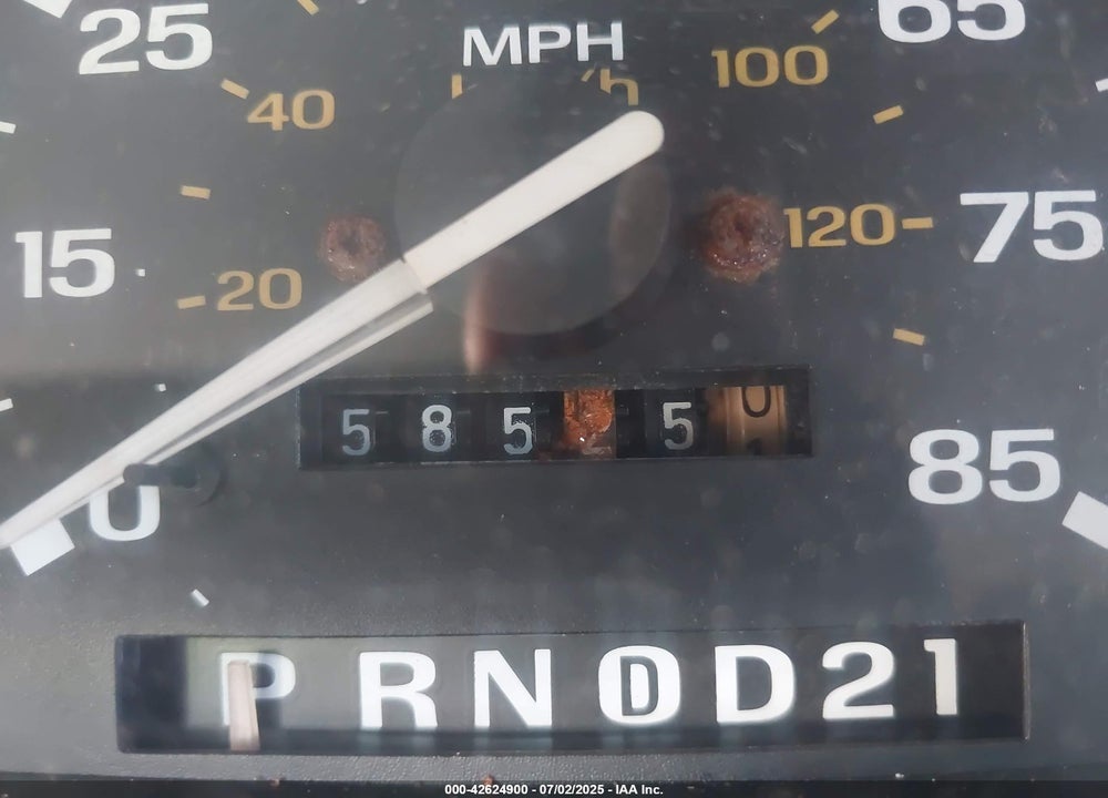 1989 FORD BRONCO II VIN: 1FMCU14T6KUB24535