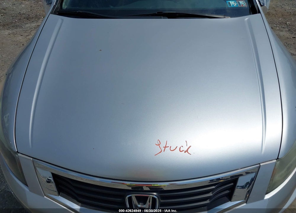 2009 HONDA ACCORD VIN: 1HGCP26329A117819