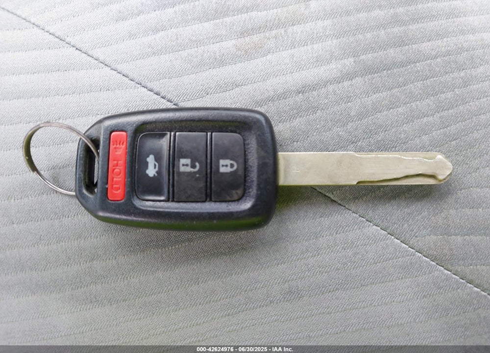 2016 HONDA ACCORD VIN: 1HGCR2F30GA067865