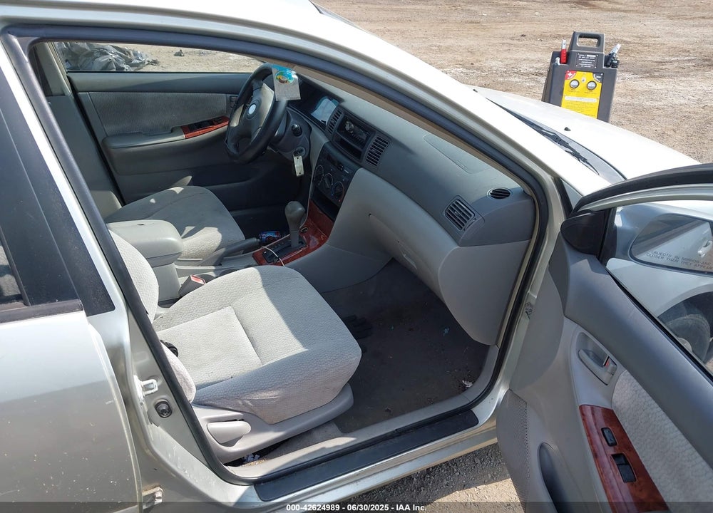 2003 TOYOTA COROLLA LE VIN: JTDBR32E730041142
