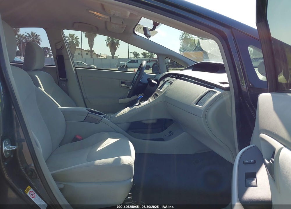 2012 TOYOTA PRIUS VIN: JTDKN3DUXC5470567