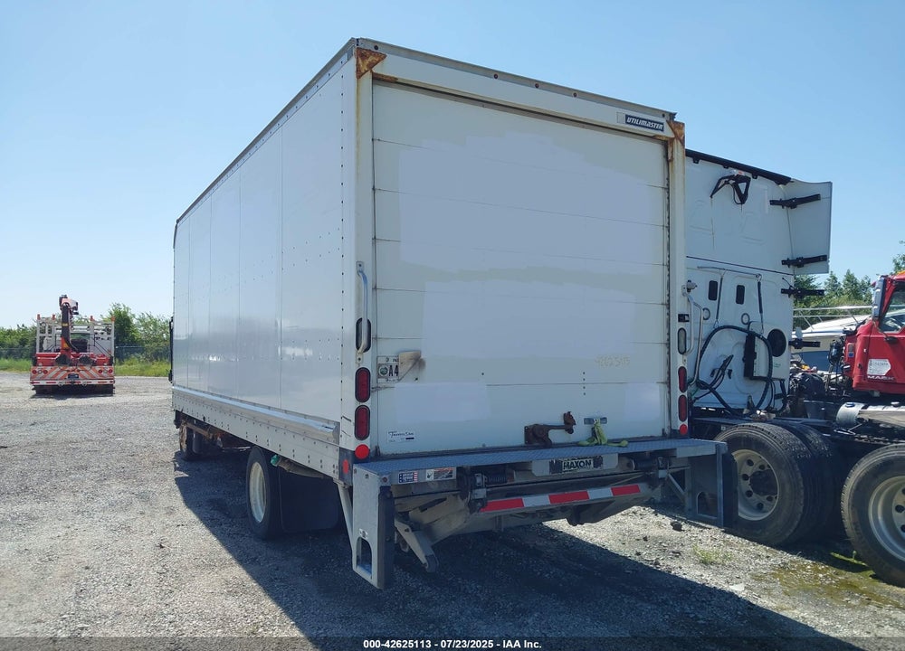 2015 ISUZU NPR DSL REG AT VIN: JALC4W163F7K00599