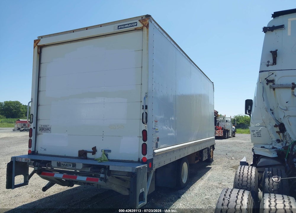 2015 ISUZU NPR DSL REG AT VIN: JALC4W163F7K00599
