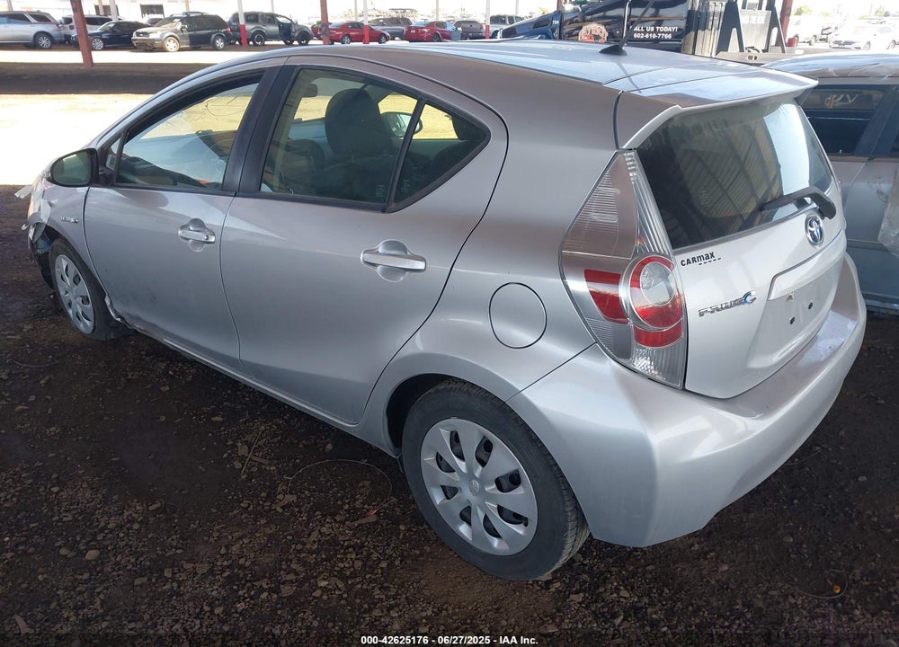 2013 TOYOTA PRIUS C VIN: JTDKDTB33D1555076