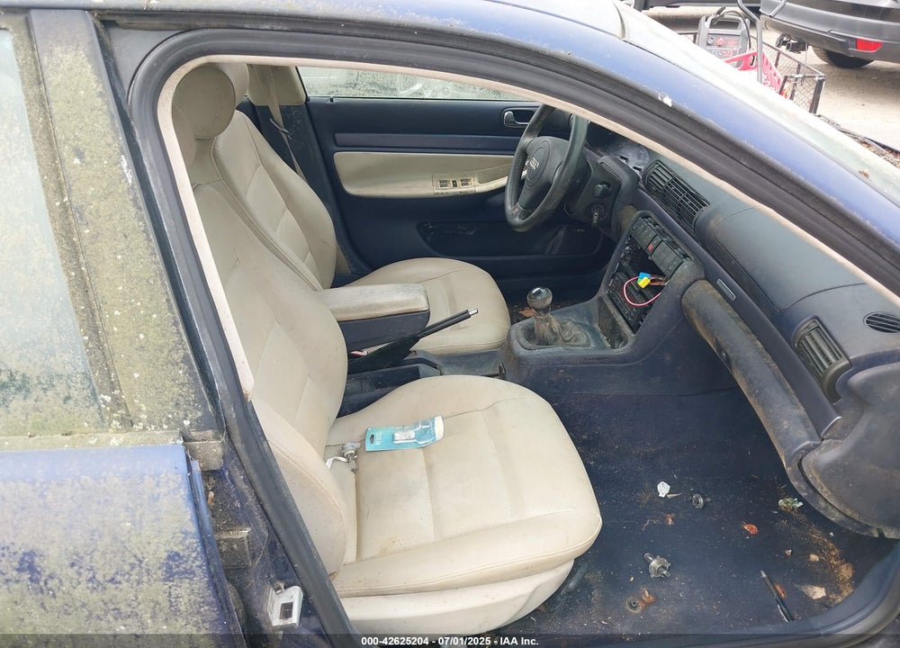 1998 AUDI A4 1.8 T VIN: WAUCB28D6WA087591