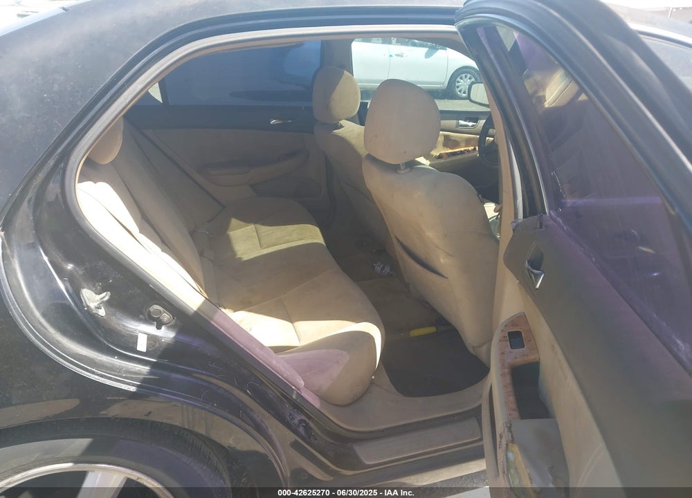 2003 HONDA ACCORD 2.4 EX VIN: 1HGCM56603A064923