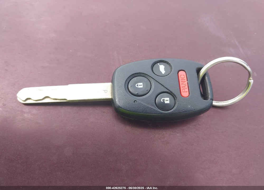 2013 HONDA PILOT VIN: 5FNYF4H47DB065287