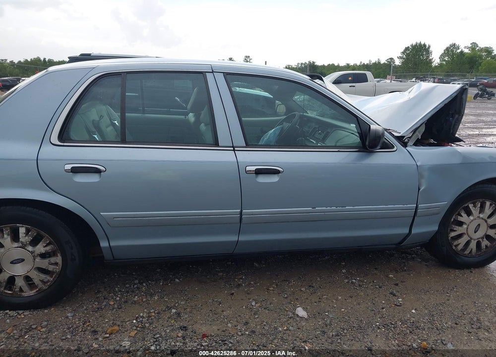 2005 FORD CROWN VICTORIA LX/LX SPORT VIN: 2FAFP74W45X171894
