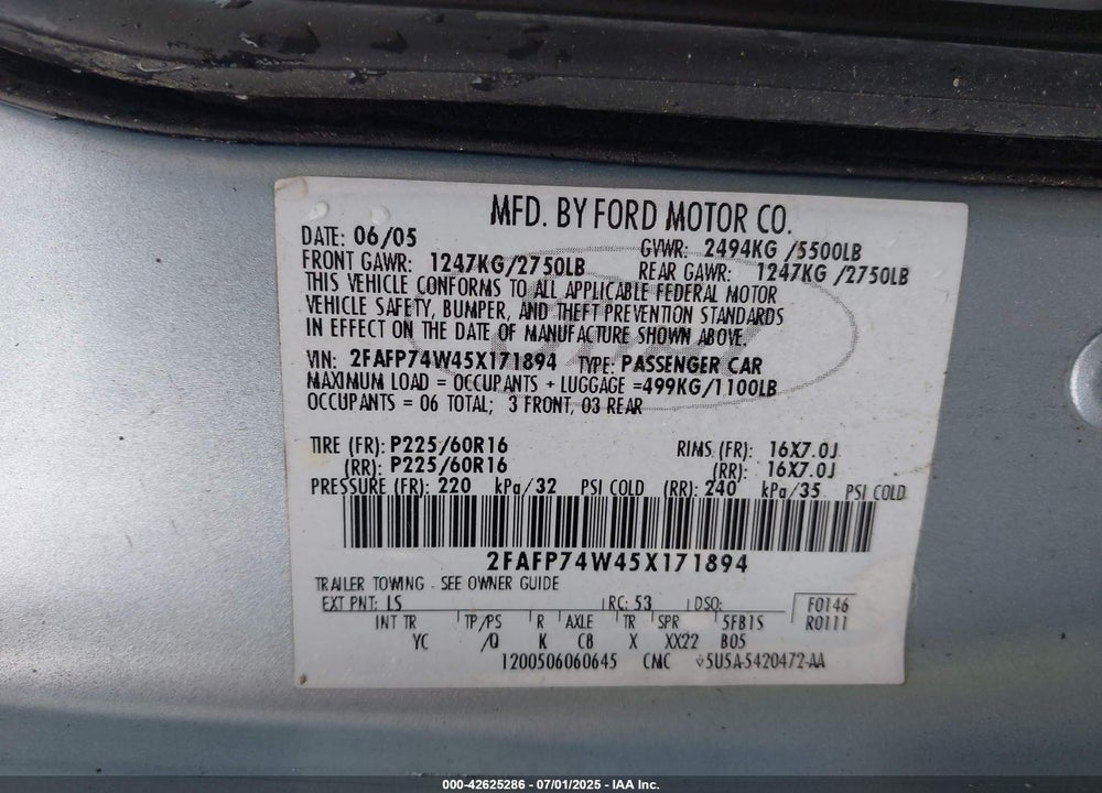 2005 FORD CROWN VICTORIA LX/LX SPORT VIN: 2FAFP74W45X171894