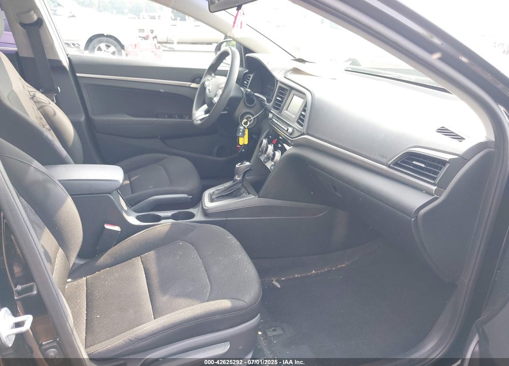 2019 HYUNDAI ELANTRA SE VIN: 5NPD74LF6KH434112