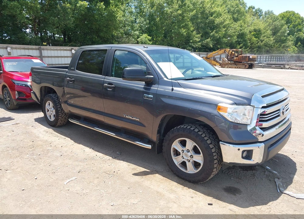 2017 TOYOTA TUNDRA SR5 5.7L V8 VIN: 5TFDW5F18HX598189