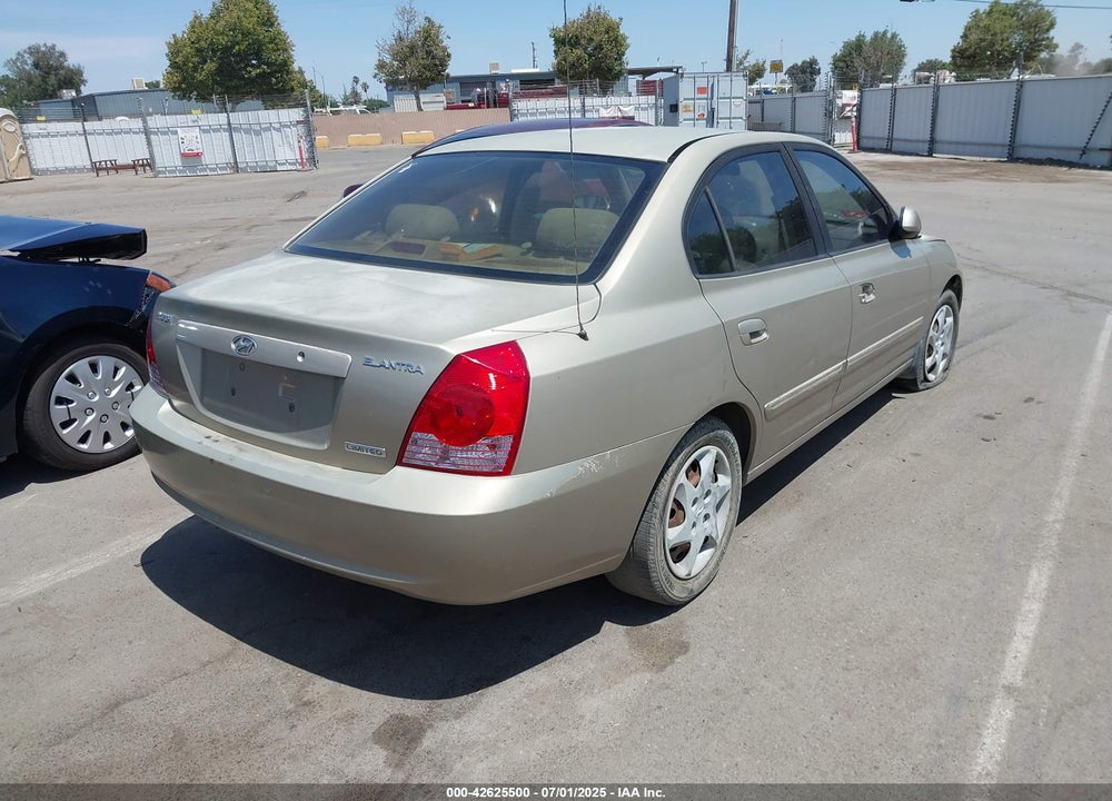 2006 HYUNDAI ELANTRA VIN: KMHDN46D26U323869