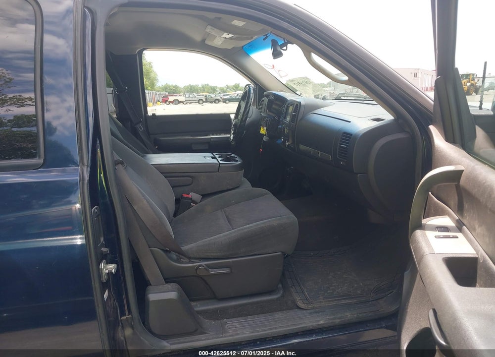 2007 CHEVROLET SILVERADO VIN: 1GCEK19J17Z558639