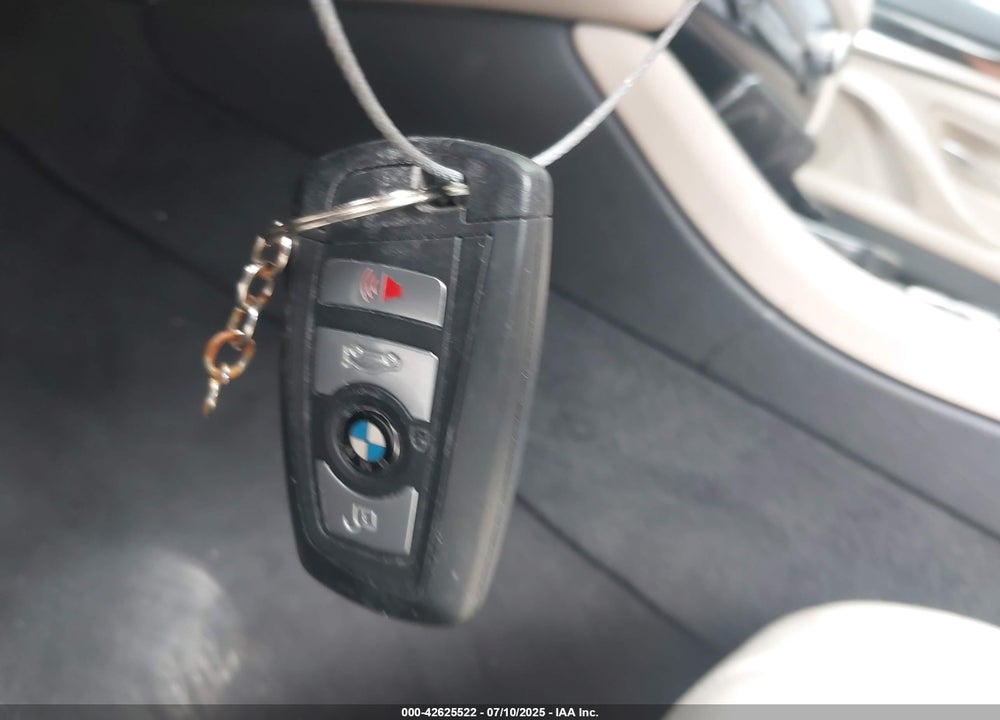 2013 BMW 5 SERIES VIN: WBAXH5C5XDDW13718