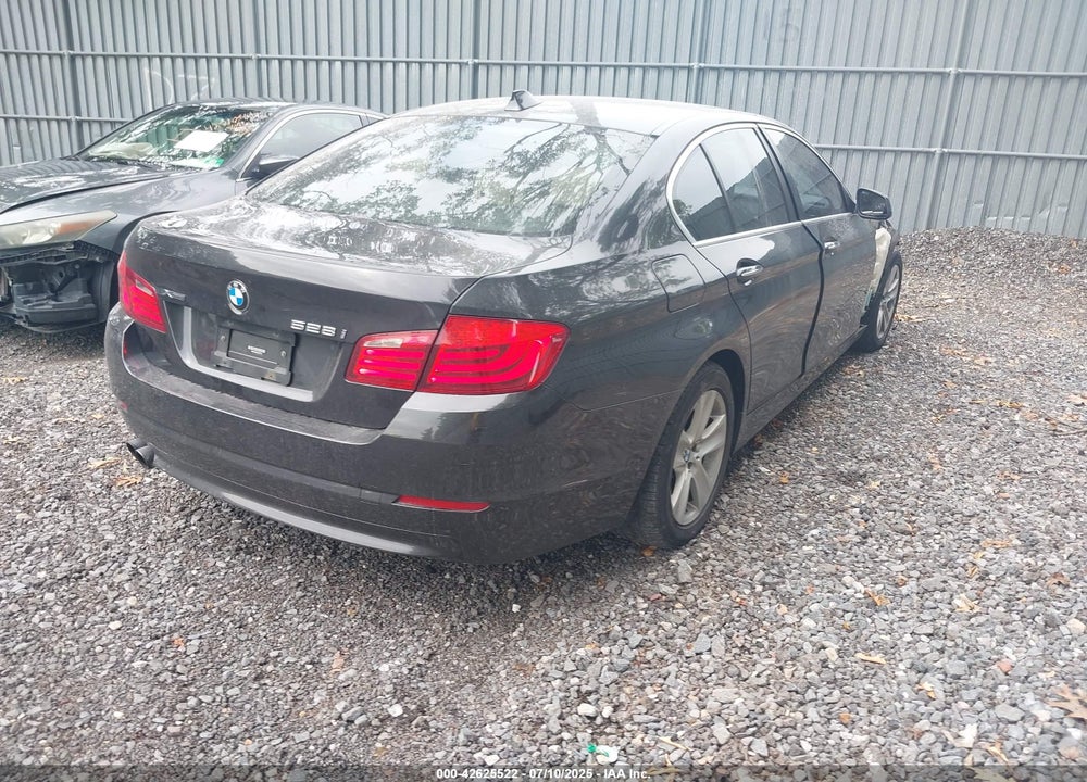 2013 BMW 5 SERIES VIN: WBAXH5C5XDDW13718