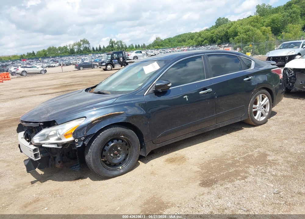 2013 NISSAN ALTIMA VIN: 1N4BL3AP9DC140281