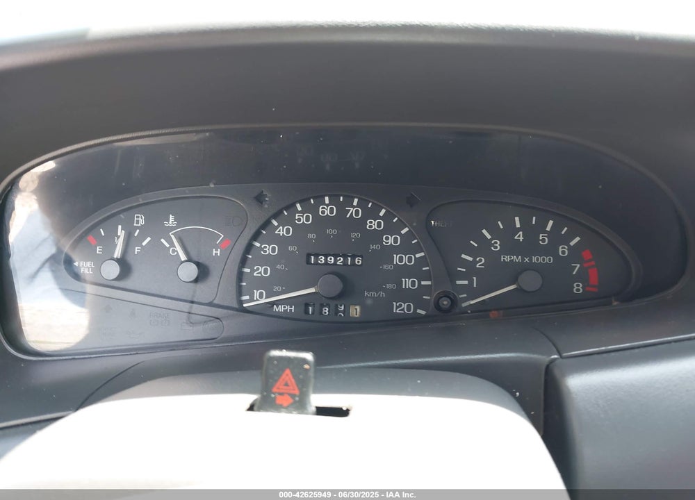 1999 FORD ESCORT ZX2 COOL/ZX2 HOT VIN: 3FAKP1133XR217299